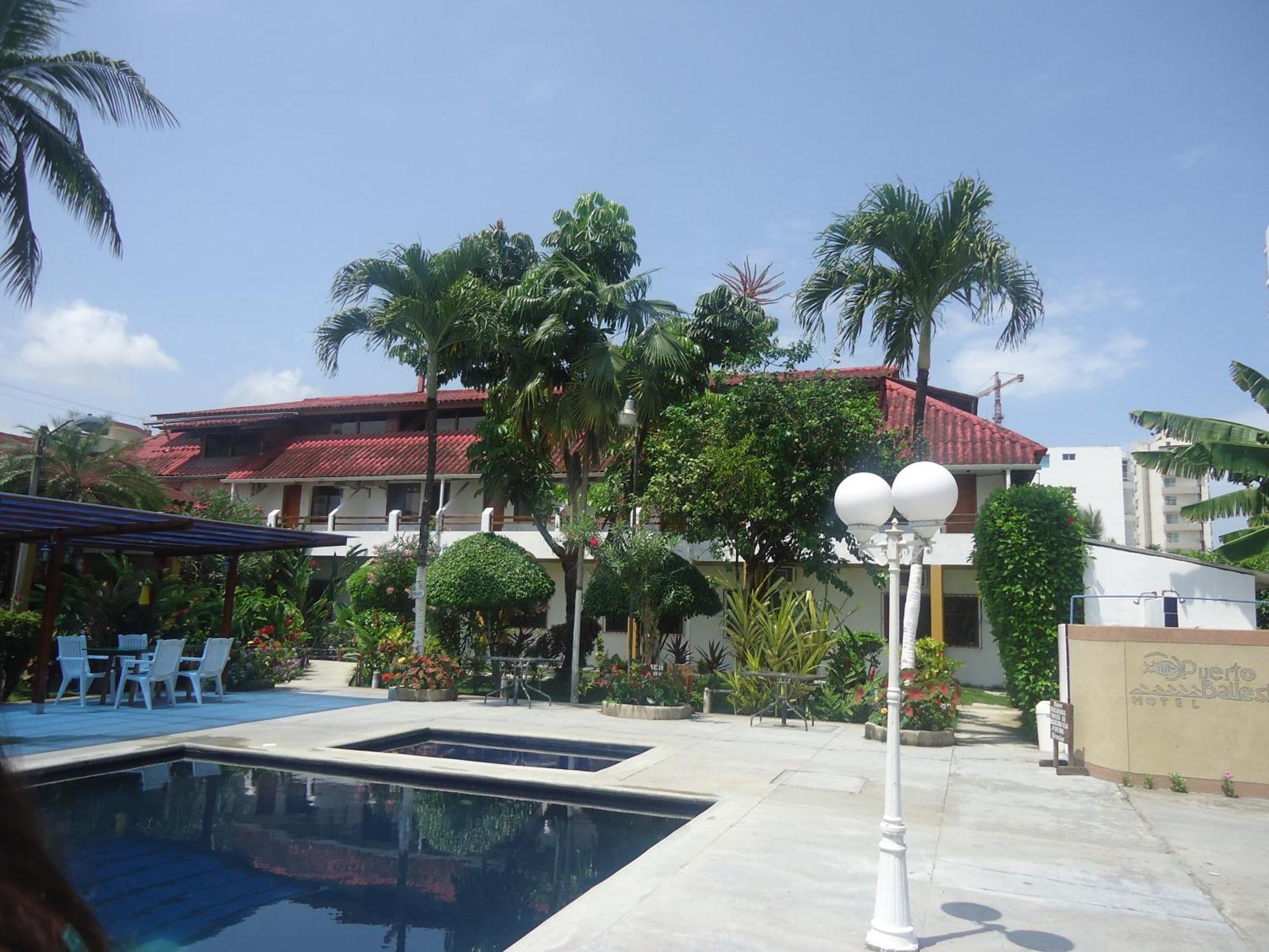 Hotel Puerto Ballesta Tonsupa Exterior photo