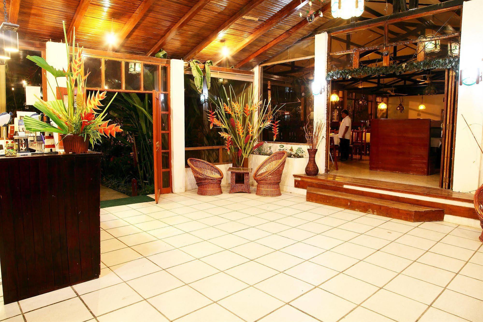 Hotel Puerto Ballesta Tonsupa Exterior photo