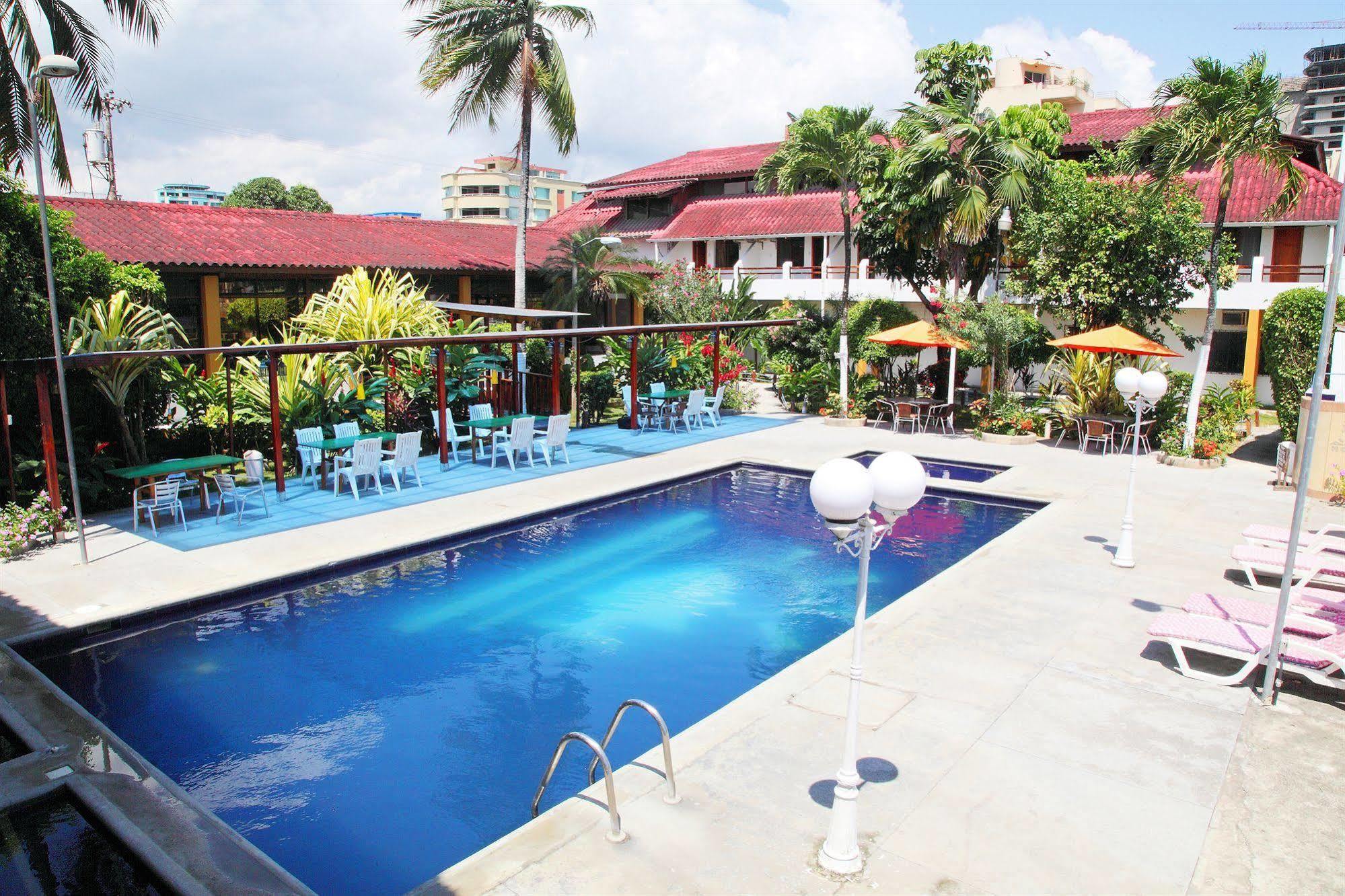 Hotel Puerto Ballesta Tonsupa Exterior photo