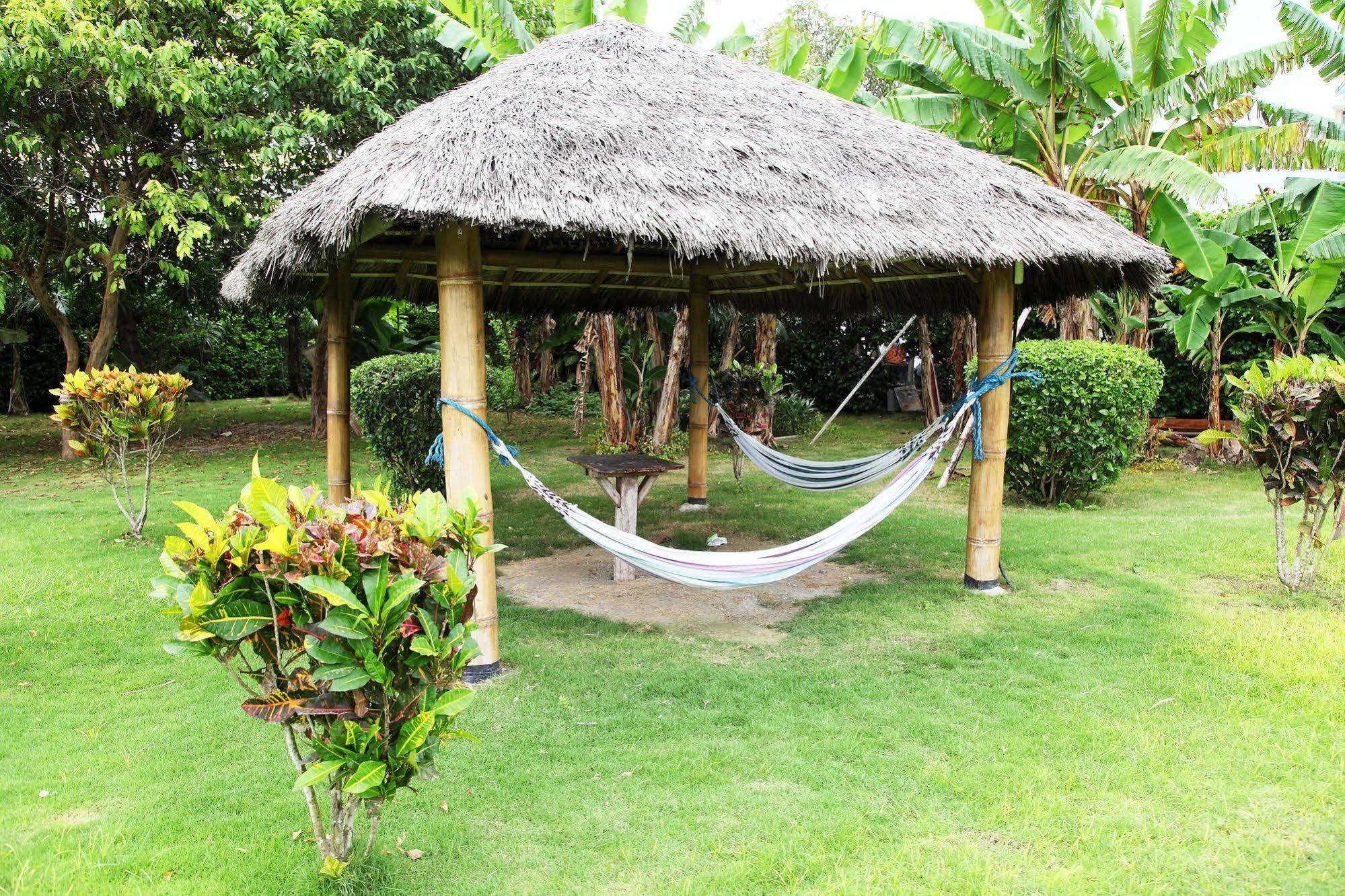 Hotel Puerto Ballesta Tonsupa Exterior photo